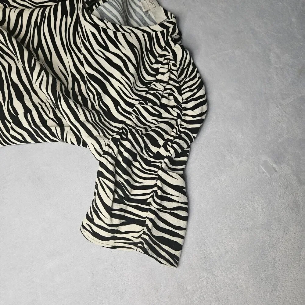 New  LOFT Womens Black‎ Beige Zebra Print Cinched Puff Sleeve Top Size Small